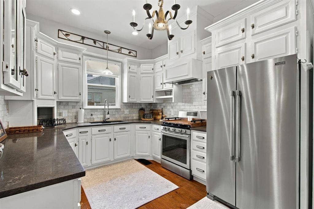 616 W Virginia Street, McKinney, TX 75069 616 W Virginia Street, McKinney, TX 75069