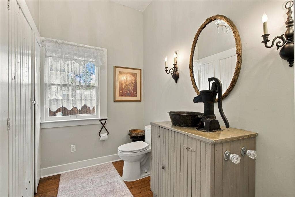 616 W Virginia Street, McKinney, TX 75069 616 W Virginia Street, McKinney, TX 75069