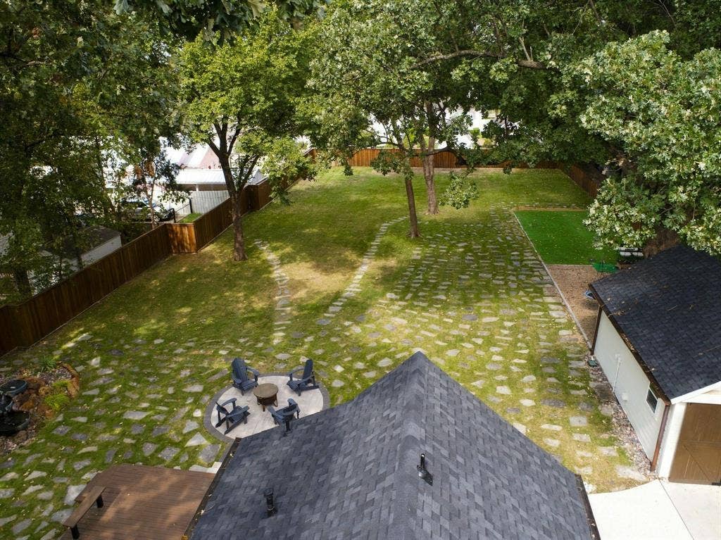 616 W Virginia Street, McKinney, TX 75069 616 W Virginia Street, McKinney, TX 75069