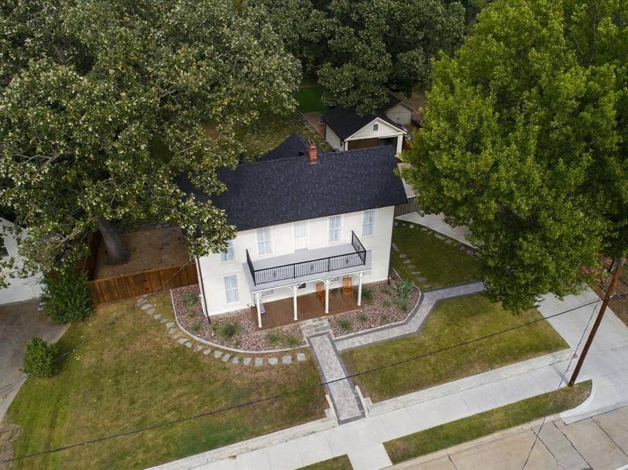 Property photo for 616 W Virginia Street, McKinney, TX