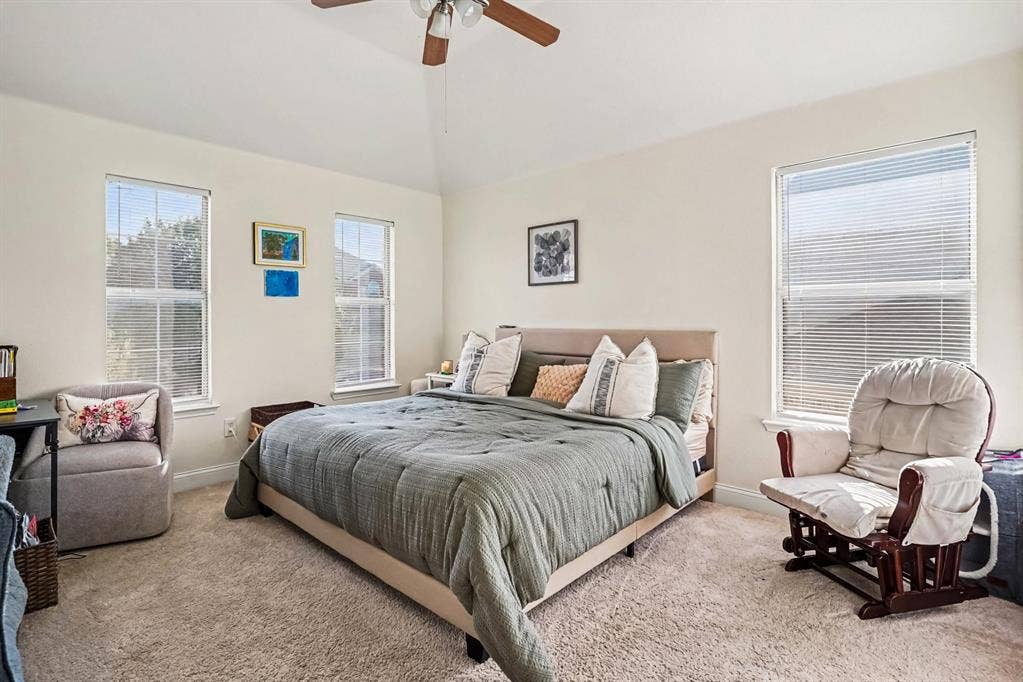5004 Valleyside Drive, Fort Worth, TX 76123