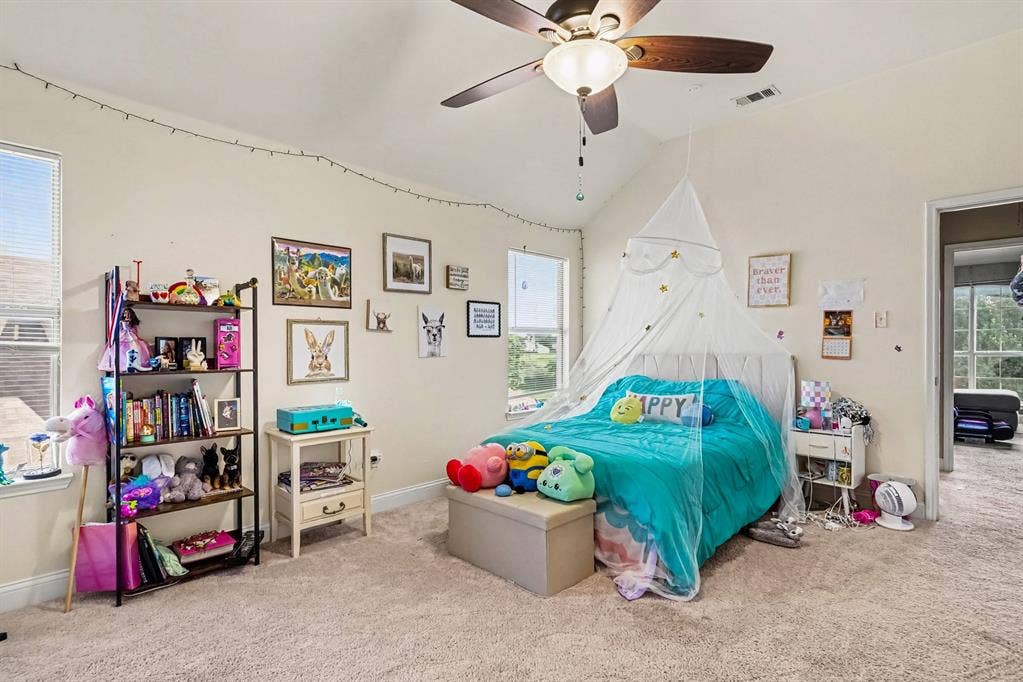 5004 Valleyside Drive, Fort Worth, TX 76123