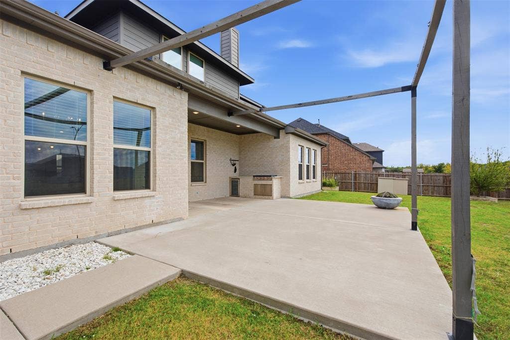 212 Lake Forest Trail, Anna, TX 75409