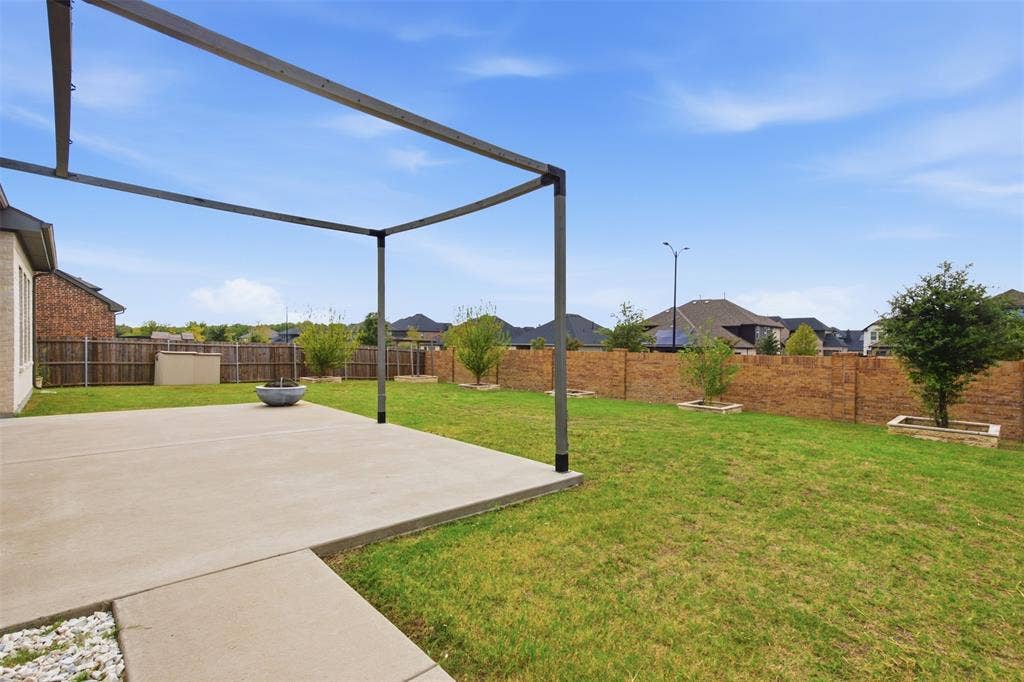 212 Lake Forest Trail, Anna, TX 75409