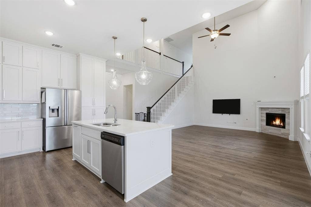 212 Lake Forest Trail, Anna, TX 75409