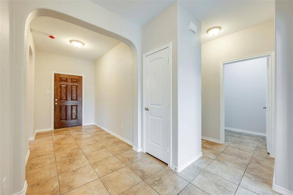 13841 Langston Lake Road, Fort Worth, TX 76262