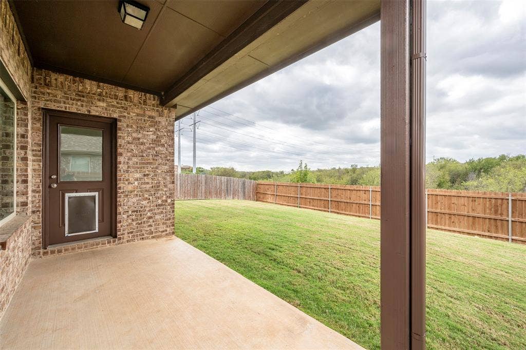 13841 Langston Lake Road, Fort Worth, TX 76262