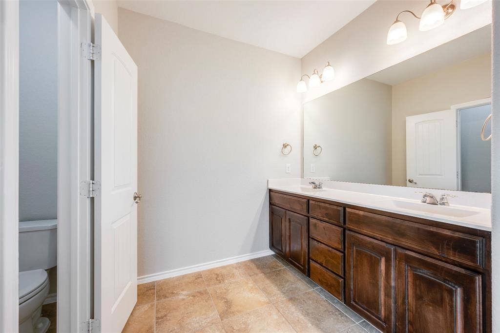 13841 Langston Lake Road, Fort Worth, TX 76262