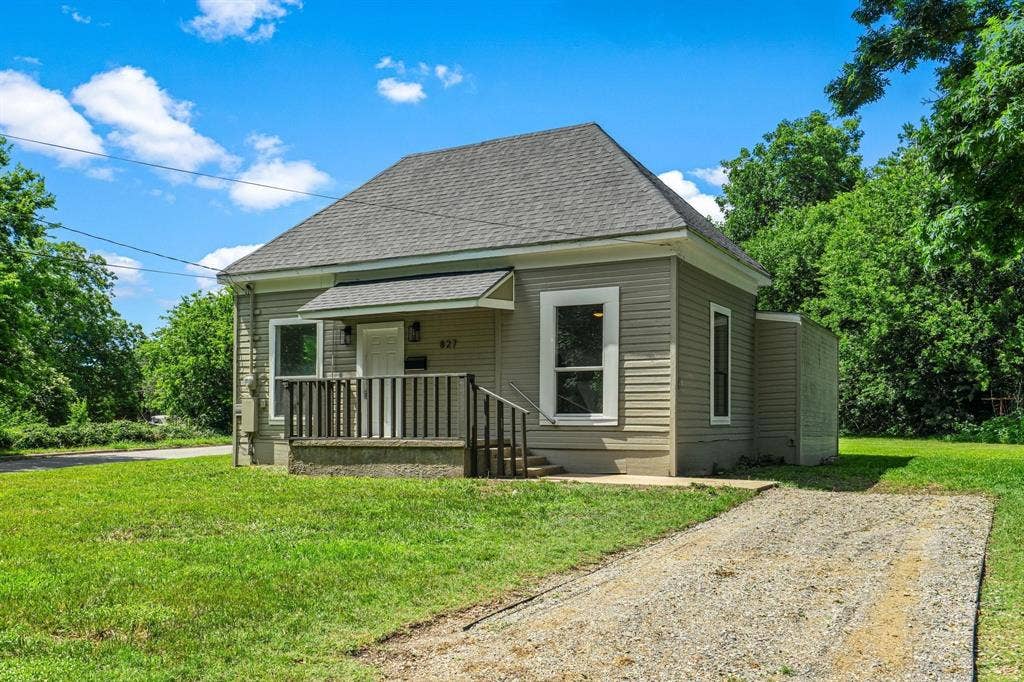 827 West Ellis Street, Sherman, TX 75092