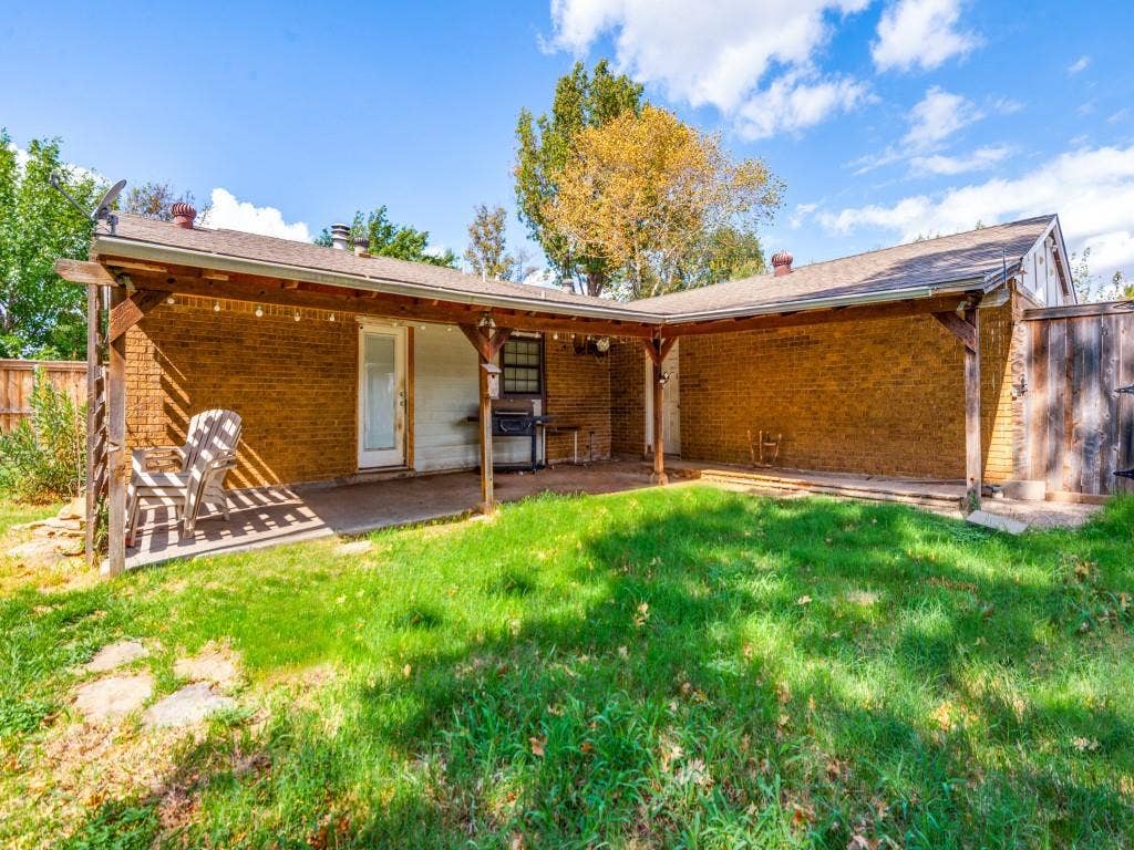 3218 Rose Hill Road, Carrollton, TX 75007 3218 Rose Hill Road, Carrollton, TX 75007