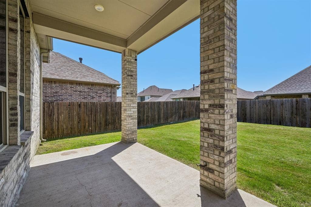 1506 Calcot Lane, Forney, TX 75126