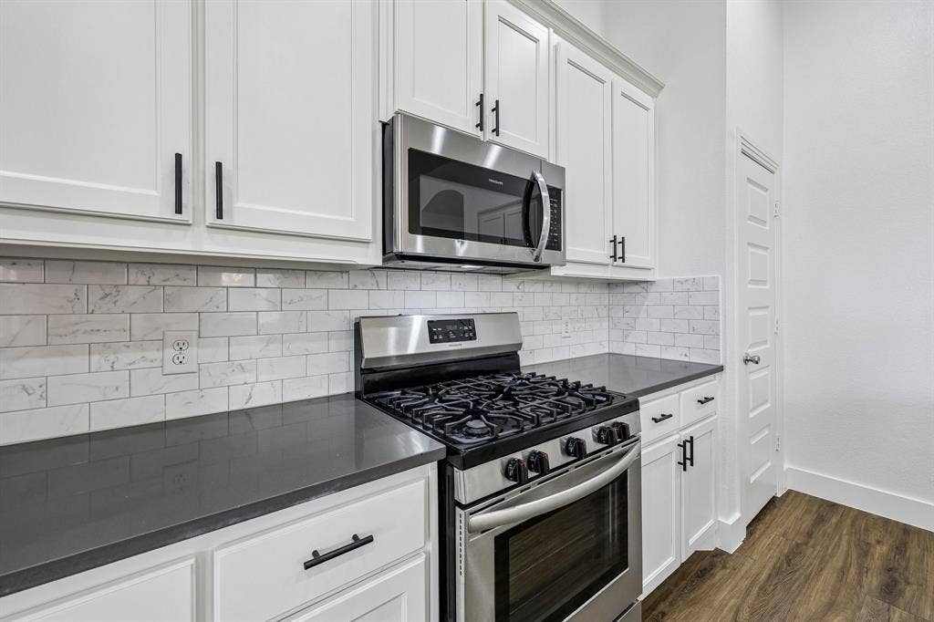1506 Calcot Lane, Forney, TX 75126