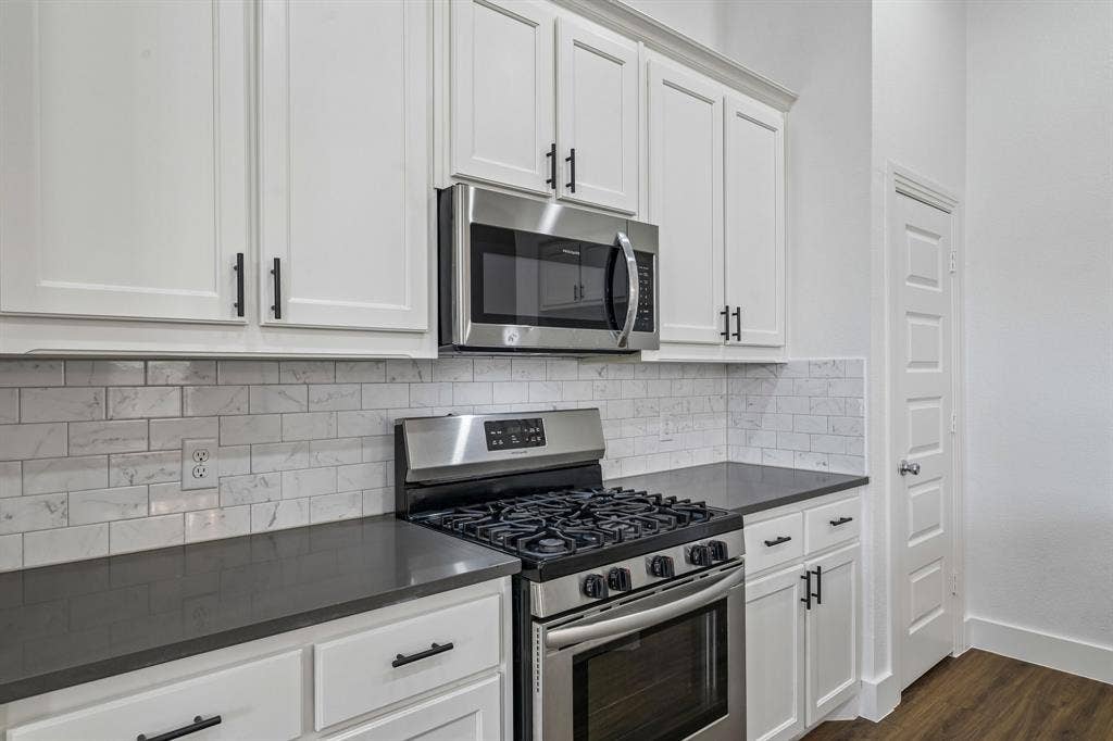 1506 Calcot Lane, Forney, TX 75126