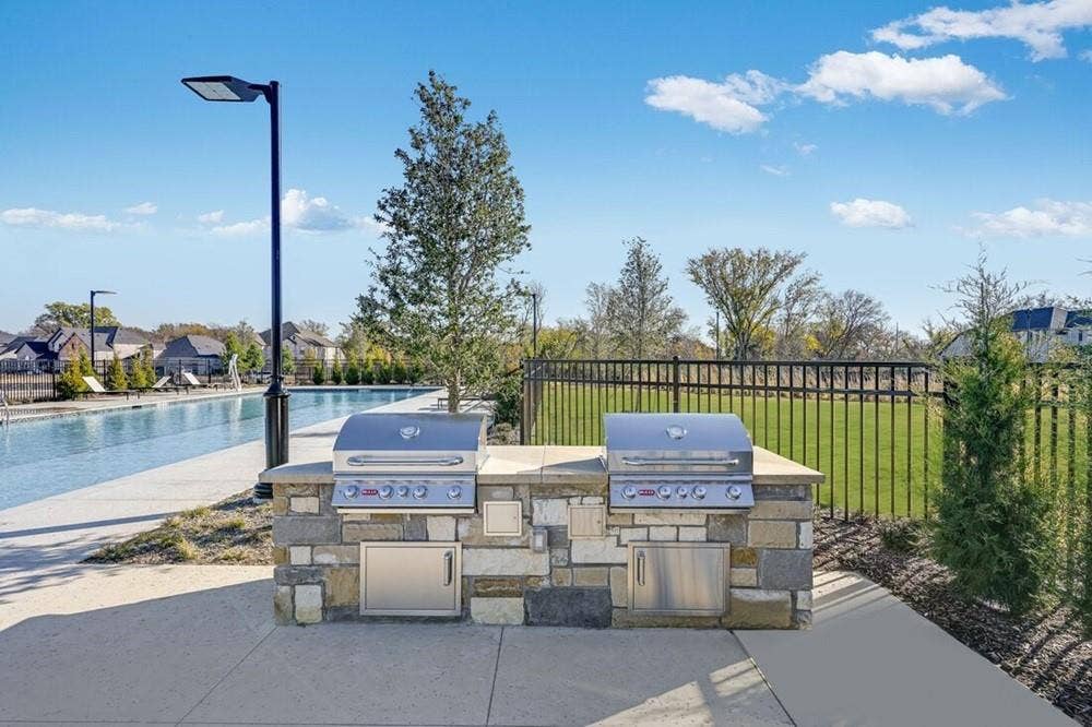 Cross Creek Meadows Community