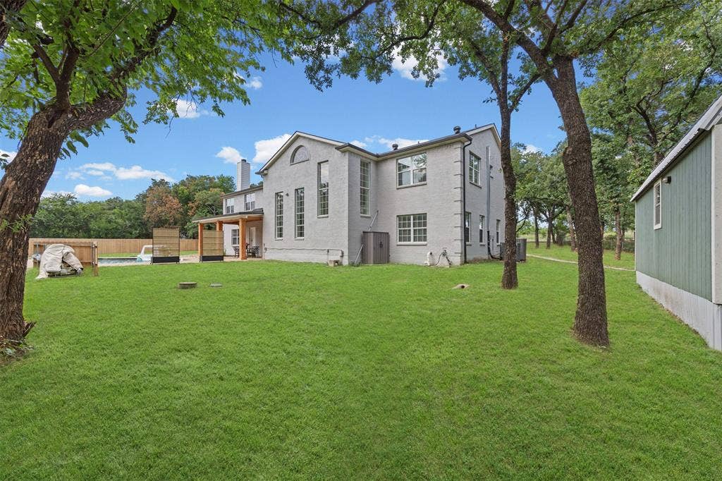 5860 Newt Patterson Road, Mansfield, TX 76063 2.89 acres of trees and privacy outside city limits