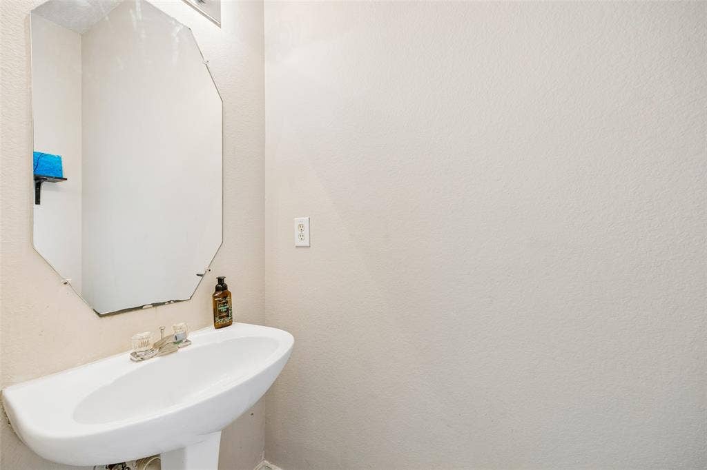 3908 Seaham Court, Plano, TX 75025 3908 Seaham Court, Plano, TX 75025