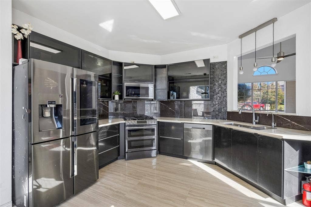 3908 Seaham Court, Plano, TX 75025 3908 Seaham Court, Plano, TX 75025