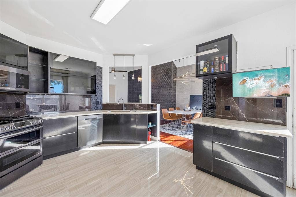 3908 Seaham Court, Plano, TX 75025 3908 Seaham Court, Plano, TX 75025