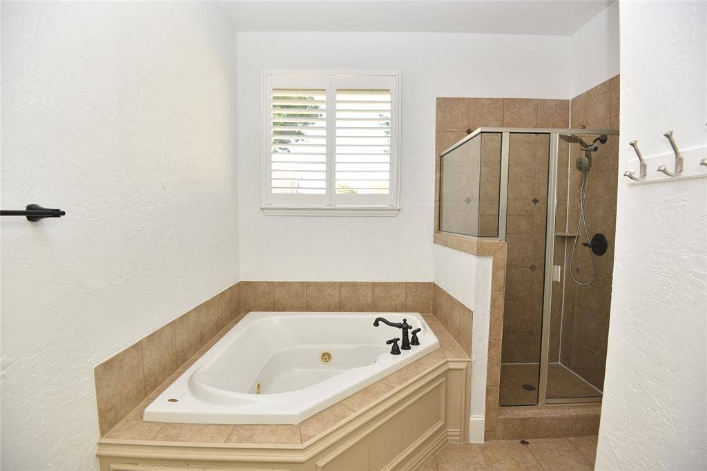 15964 Christopher Lane, Frisco, TX 75035