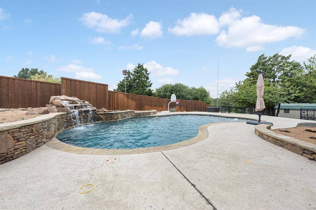 315 Cedar Hill Circle, Lowry Crossing, TX 75407