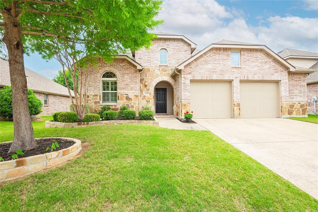 5320 Grovewood Drive, McKinney, TX 75071 5320 Grovewood Drive, McKinney, TX 75071