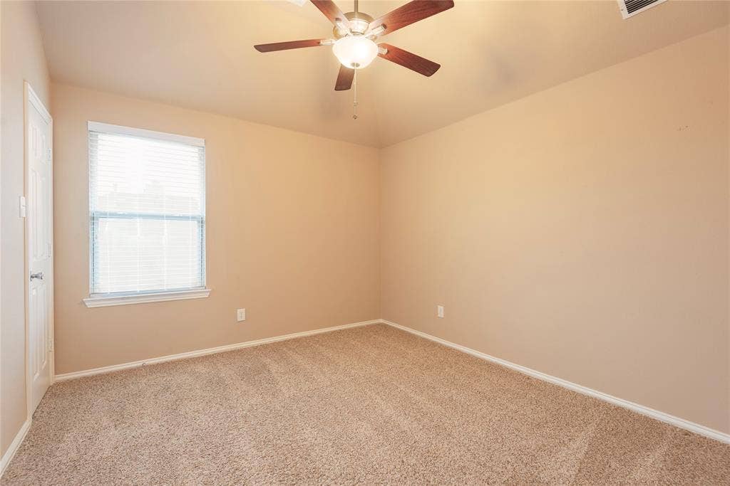 5320 Grovewood Drive, McKinney, TX 75071 5320 Grovewood Drive, McKinney, TX 75071