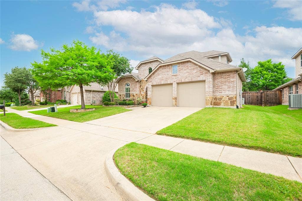 5320 Grovewood Drive, McKinney, TX 75071 5320 Grovewood Drive, McKinney, TX 75071
