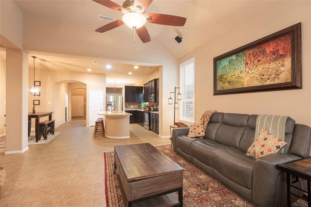5320 Grovewood Drive, McKinney, TX 75071 5320 Grovewood Drive, McKinney, TX 75071