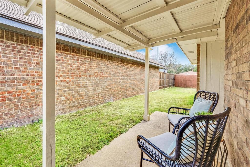 2337 Shalimar Drive, Garland, TX 75040 2337 Shalimar Drive, Garland, TX 75040
