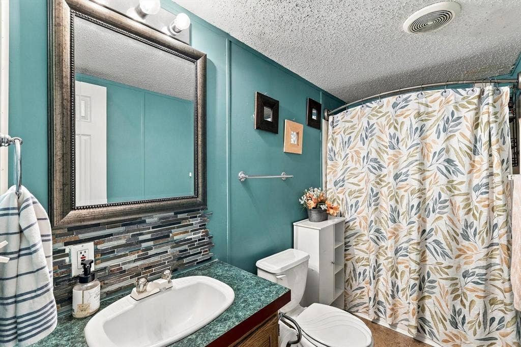 1250 Nutmeg Lane, Ponder, TX 76259