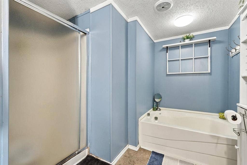 1250 Nutmeg Lane, Ponder, TX 76259