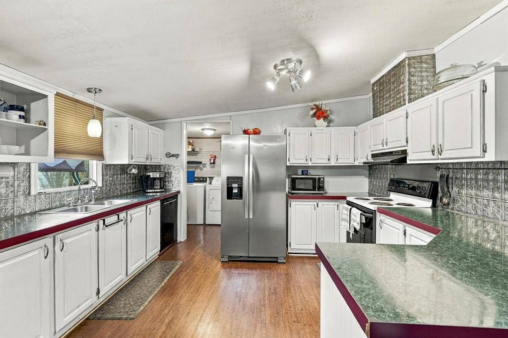 1250 Nutmeg Lane, Ponder, TX 76259