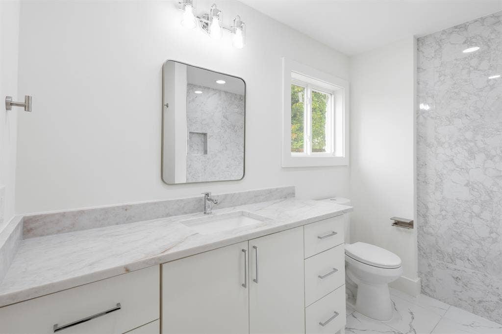 1715 Salem Street, Irving, TX 75061 1715 Salem Street, Irving, TX 75061