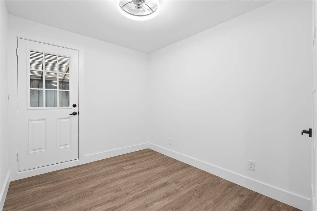 1715 Salem Street, Irving, TX 75061 1715 Salem Street, Irving, TX 75061