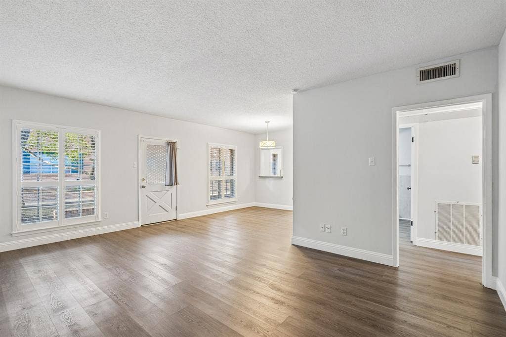6017 E University Boulevard, #118, Dallas, TX 75206