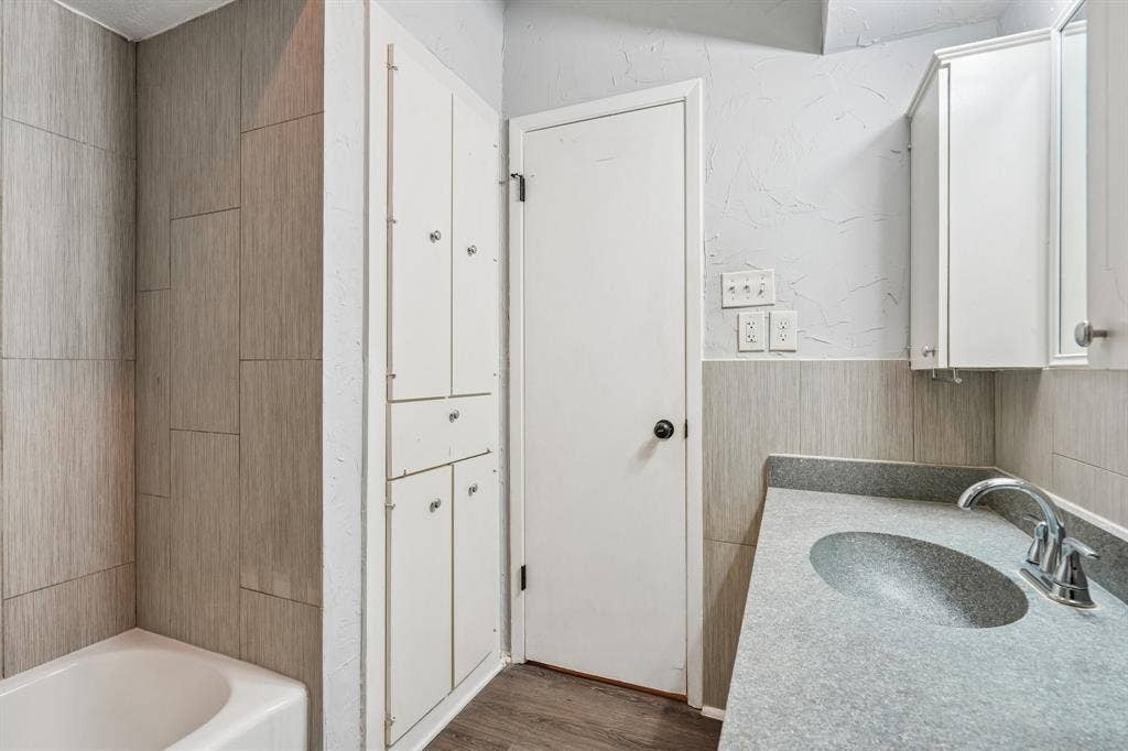6017 E University Boulevard, #118, Dallas, TX 75206