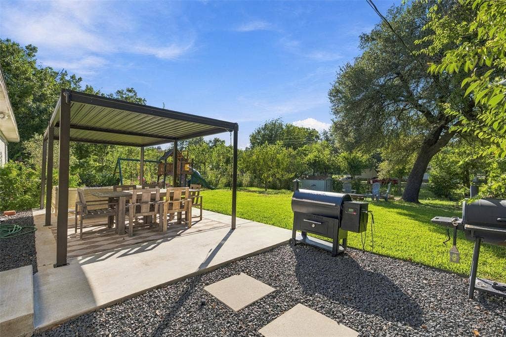 3821 Cobbs Drive, Waco, TX 76708 3821 Cobbs Drive, Waco, TX 76708