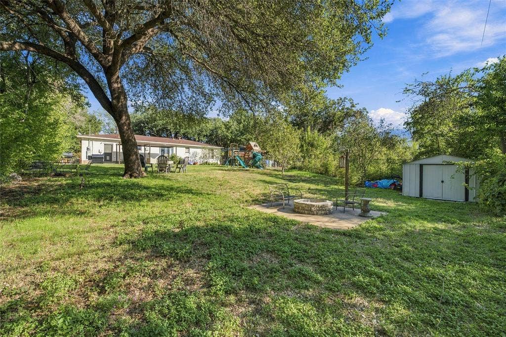 3821 Cobbs Drive, Waco, TX 76708 3821 Cobbs Drive, Waco, TX 76708