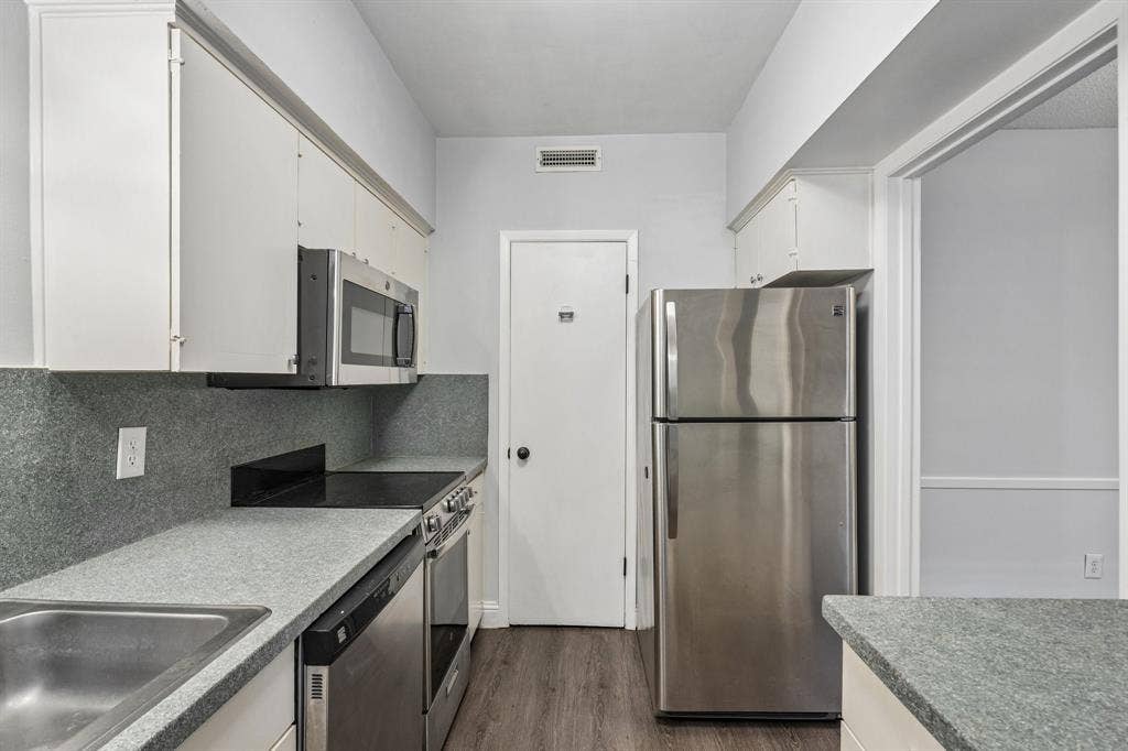 6017 E University Boulevard, #118, Dallas, TX 75206