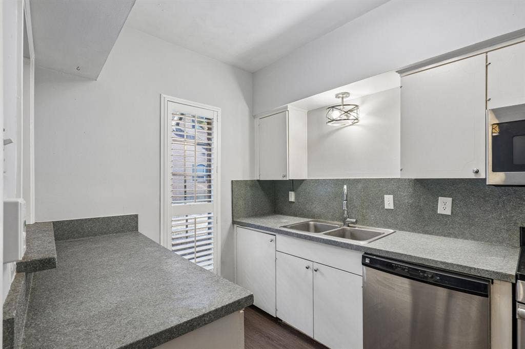 6017 E University Boulevard, #118, Dallas, TX 75206