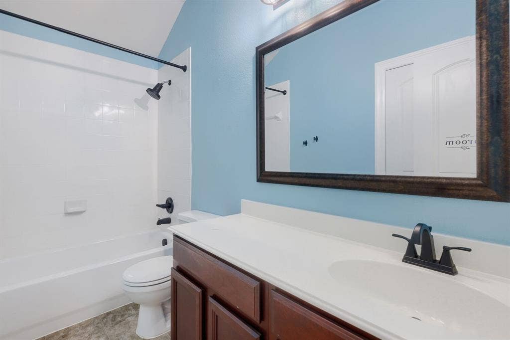 412 Crossbill Lane, Little Elm, TX 75068