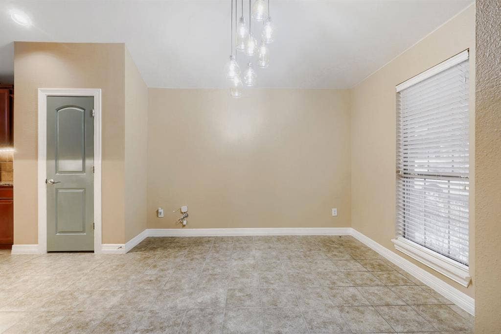 412 Crossbill Lane, Little Elm, TX 75068