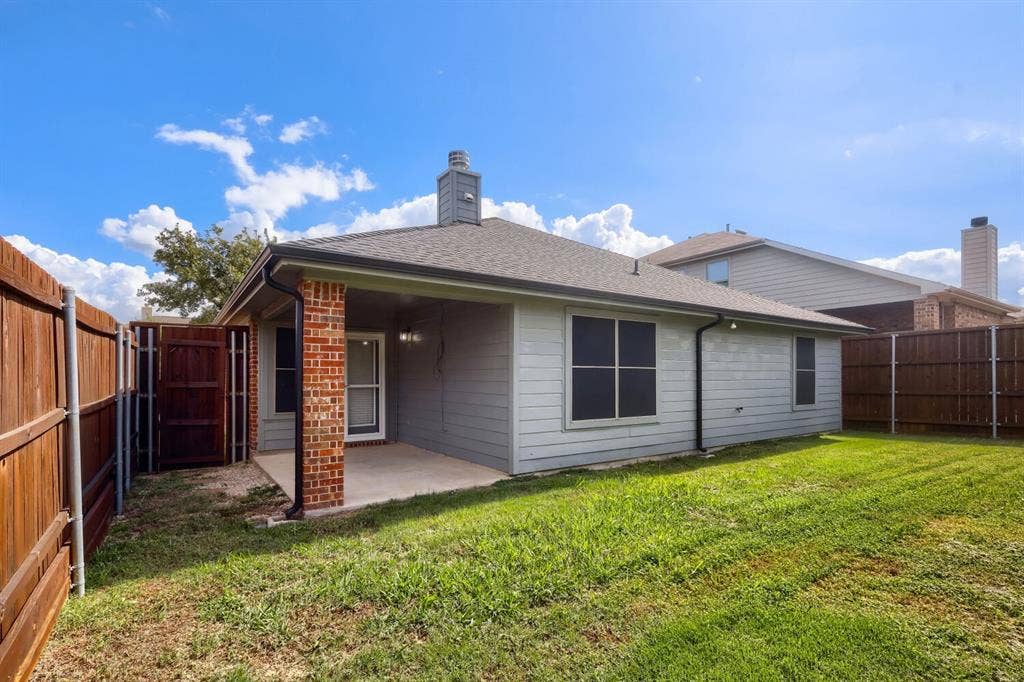412 Crossbill Lane, Little Elm, TX 75068