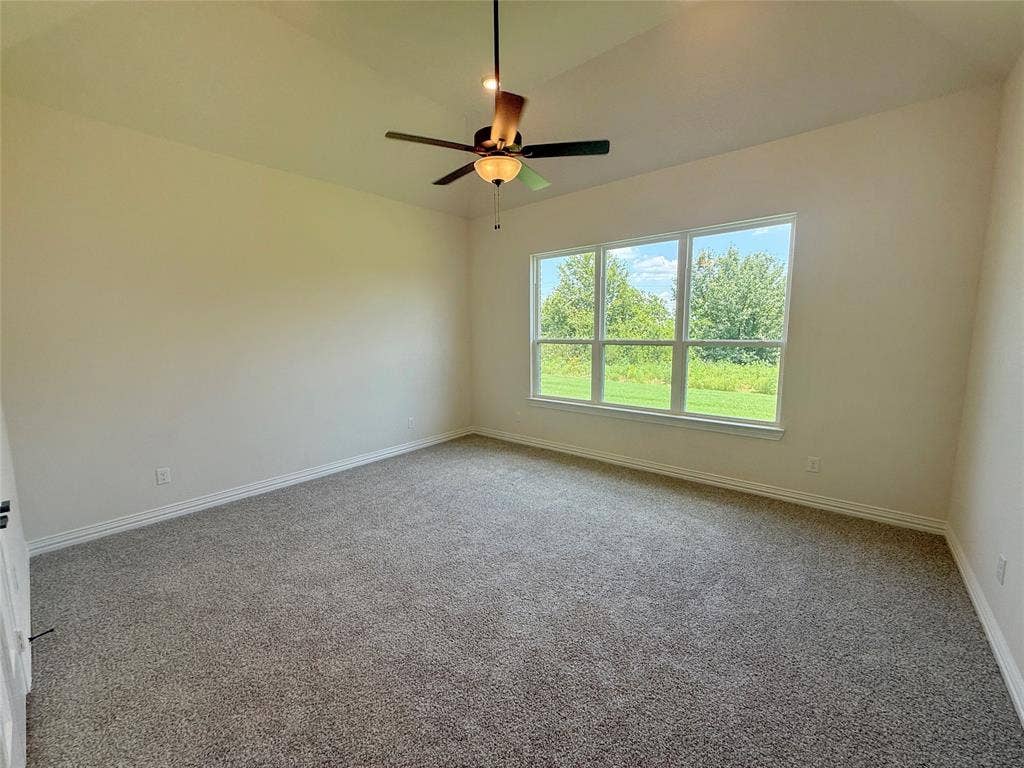 216 Slimp Bluff, Azle, TX 76020