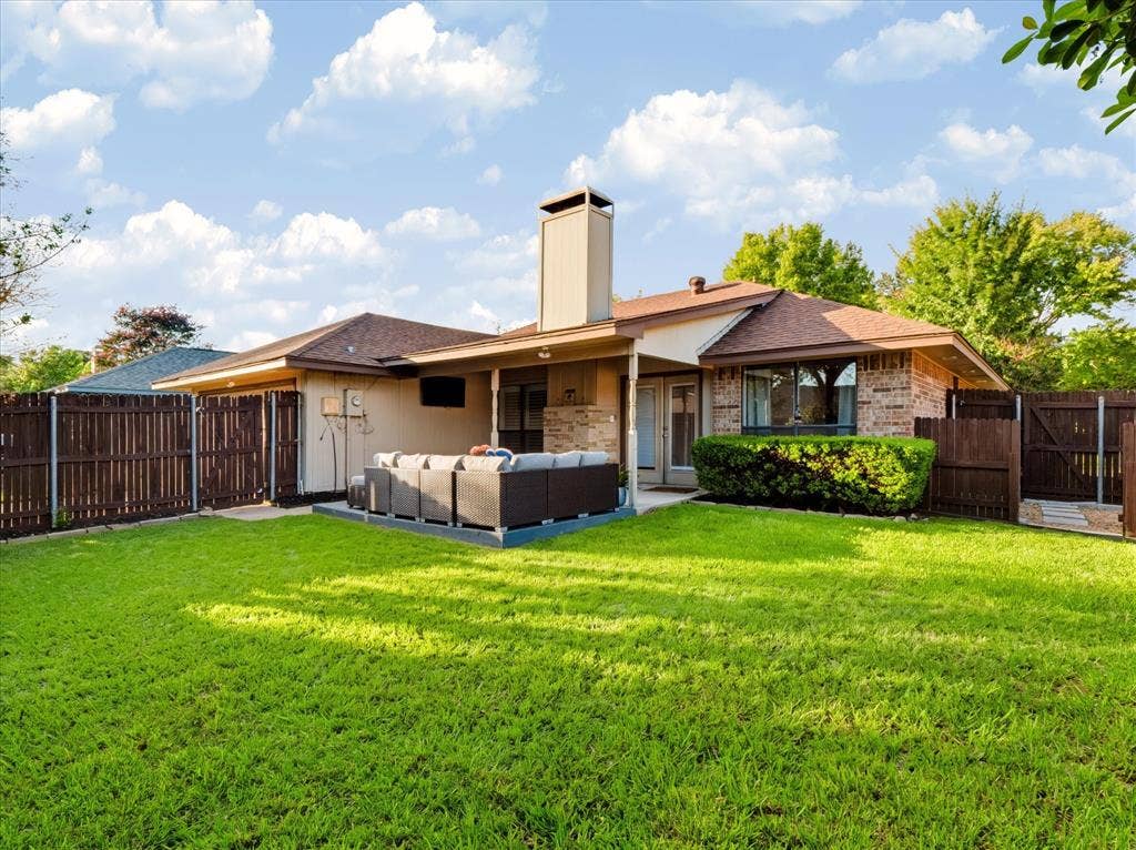 232 Cherrybark Drive, Coppell, TX 75019 232 Cherrybark Drive, Coppell, TX 75019
