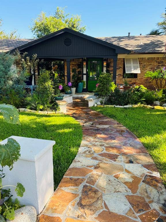 9011 Fringewood Drive, Dallas, TX 75228 9011 Fringewood Drive, Dallas, TX 75228