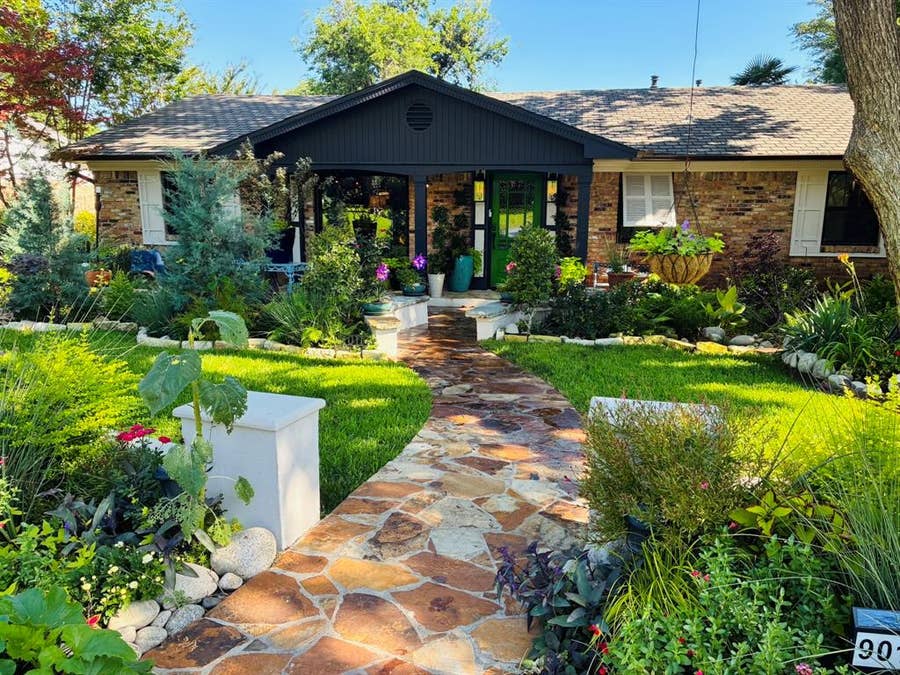 Property photo for 9011 Fringewood Drive, Dallas, TX