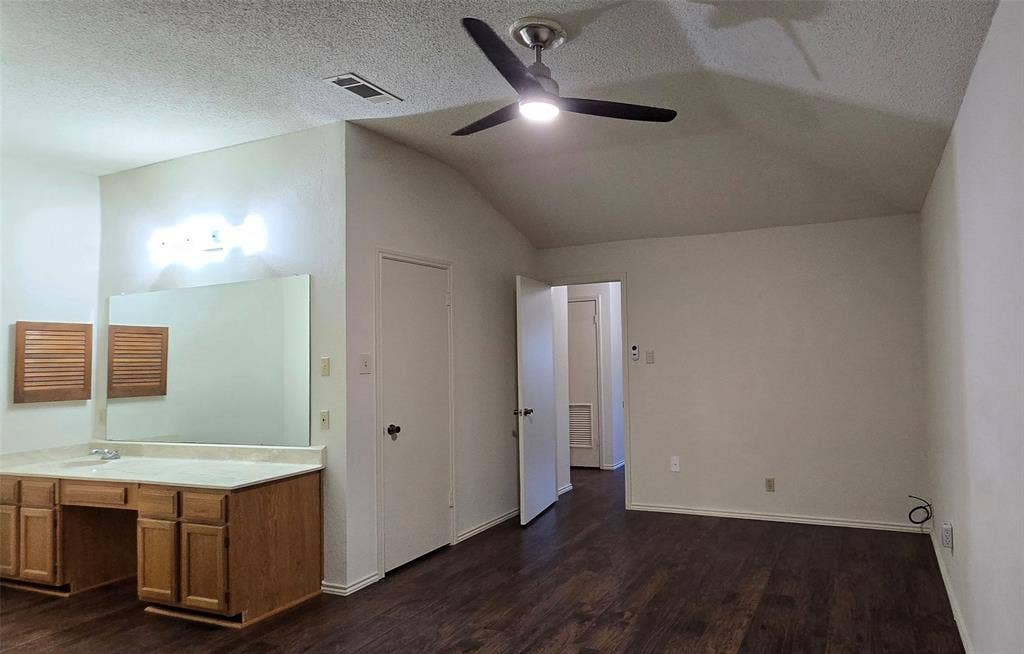 2224 Limestone Lane, Garland, TX 75040