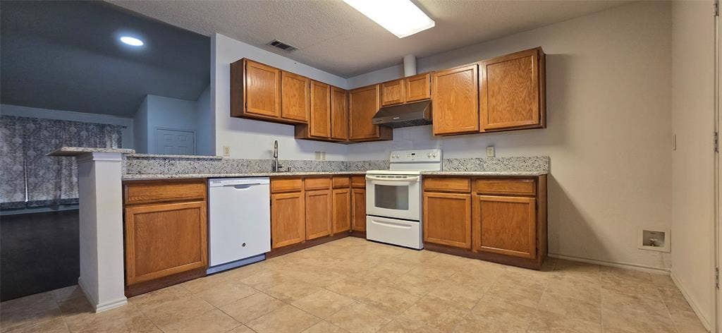 2224 Limestone Lane, Garland, TX 75040