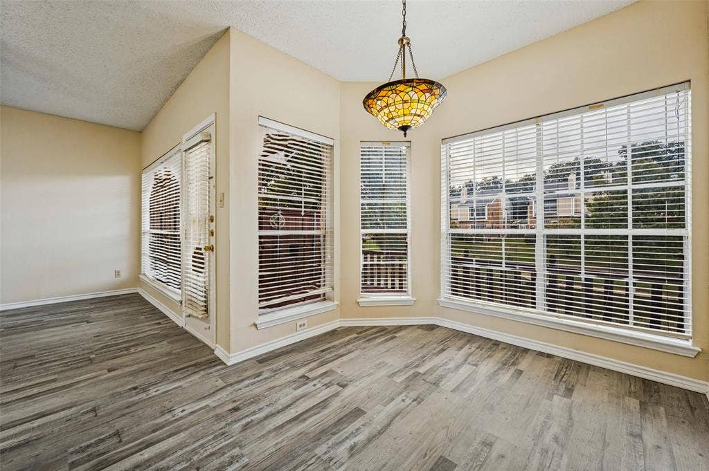 2320 Northlake Court, Irving, TX 75038 2320 Northlake Court, Irving, TX 75038